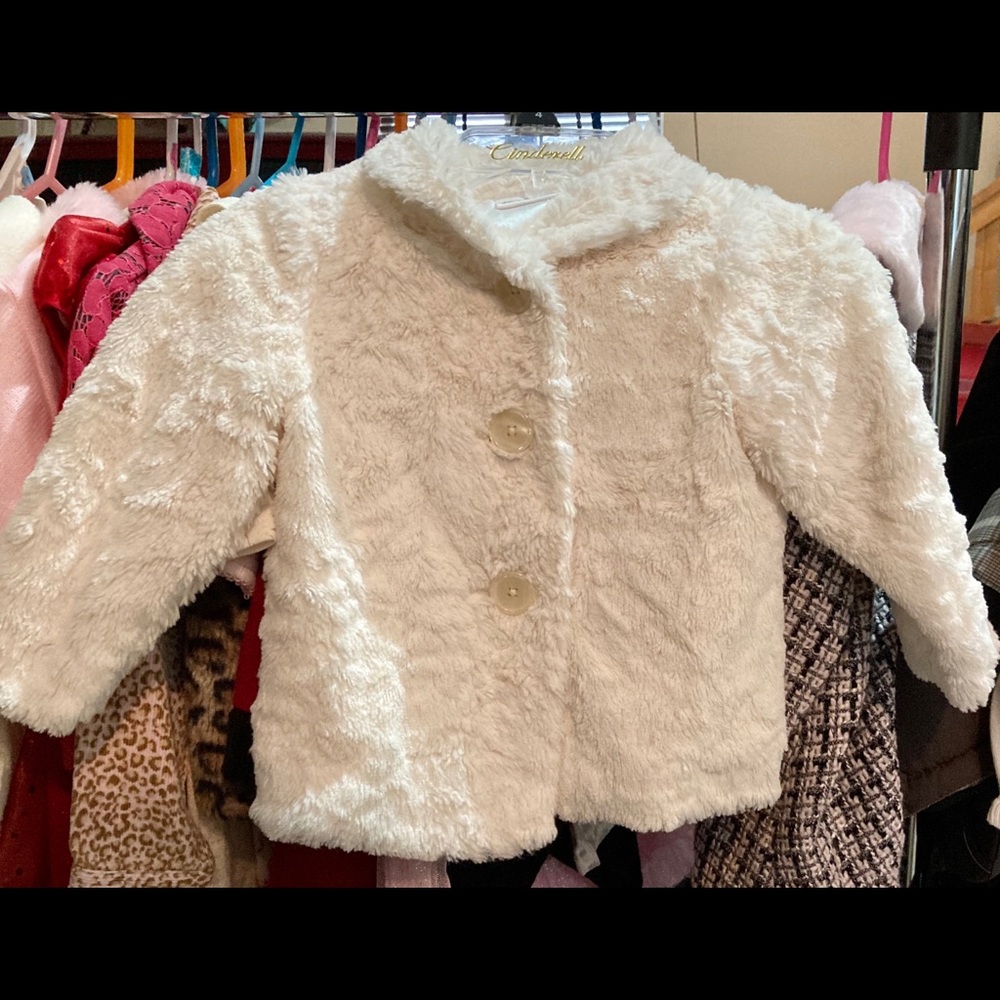 Lil Girl’s Fur Cardigan Sweater/coat